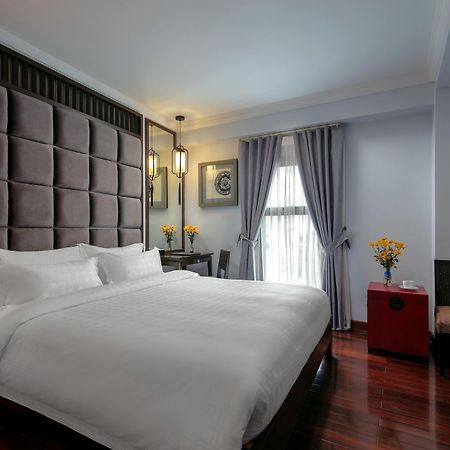 Church Boutique Hotel Hang Trong هانوي المظهر الخارجي الصورة