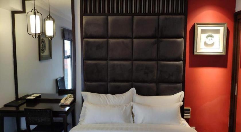 Church Boutique Hotel Hang Trong هانوي المظهر الخارجي الصورة