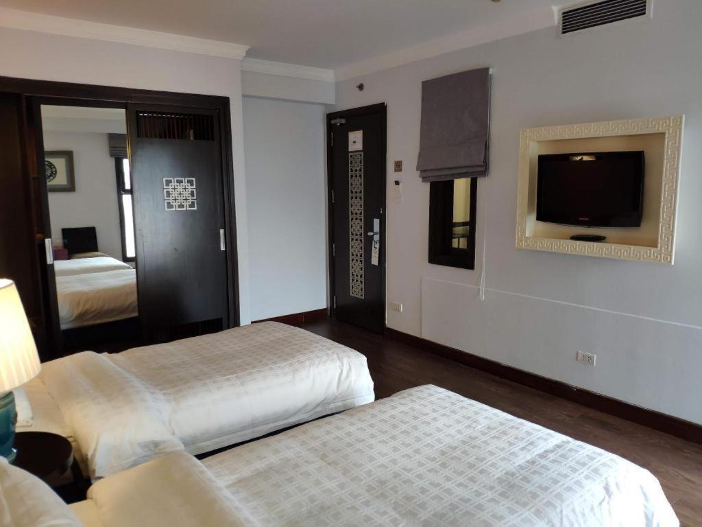 Church Boutique Hotel Hang Trong هانوي المظهر الخارجي الصورة