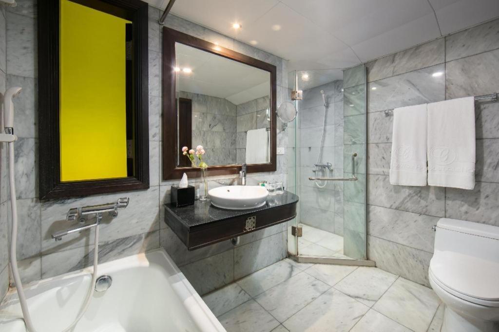 Church Boutique Hotel Hang Trong هانوي المظهر الخارجي الصورة