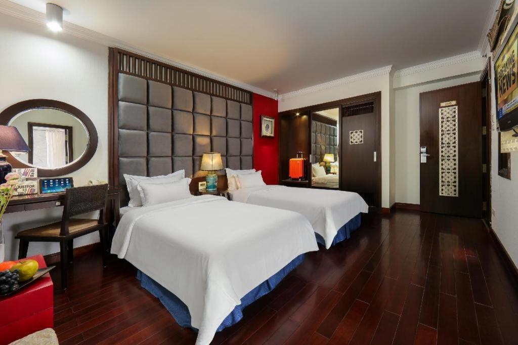 Church Boutique Hotel Hang Trong هانوي المظهر الخارجي الصورة