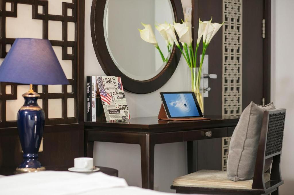 Church Boutique Hotel Hang Trong هانوي المظهر الخارجي الصورة