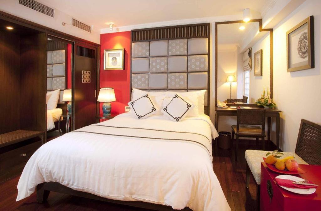 Church Boutique Hotel Hang Trong هانوي المظهر الخارجي الصورة
